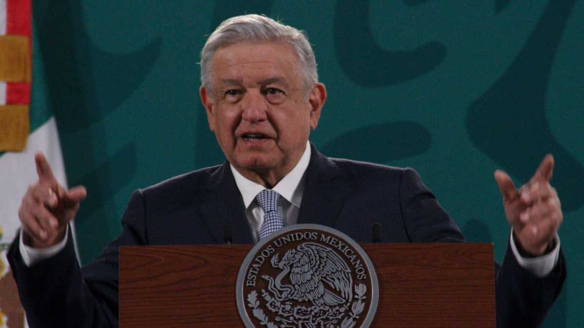 AMLO presume que en México no hay vacunación VIP