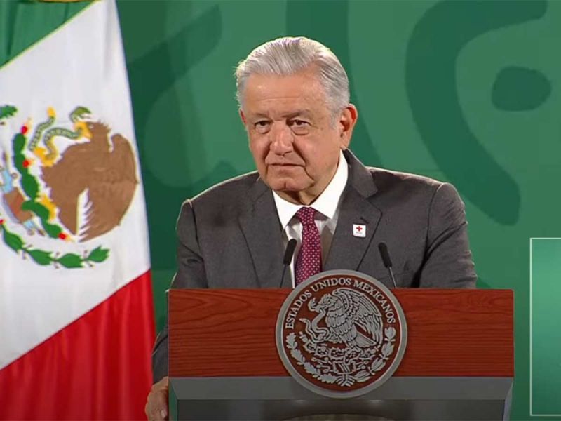 PAN y partido Vox son lo mismo, casi fascistas: López Obrador