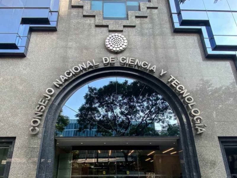 Niegan amparo a académico del Conacyt