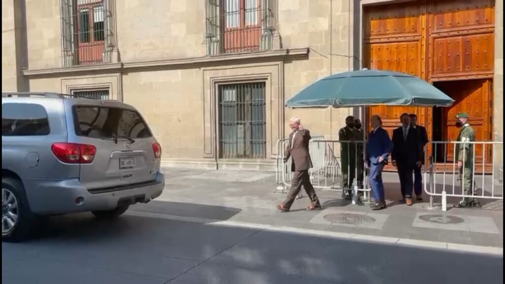 AMLO se reune con Jaime Bonilla