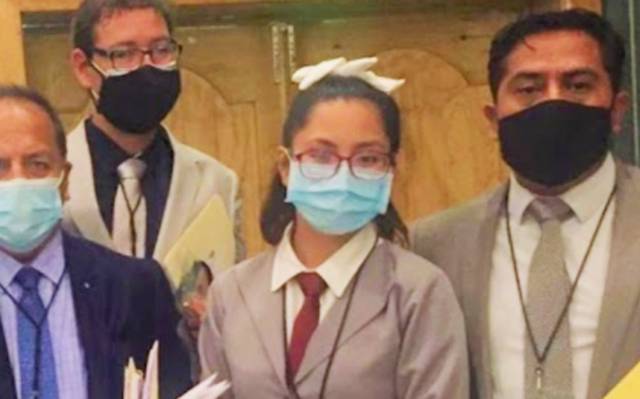 Gana Cristina Dimas López el Campeonato de Oratoria de los CBTis