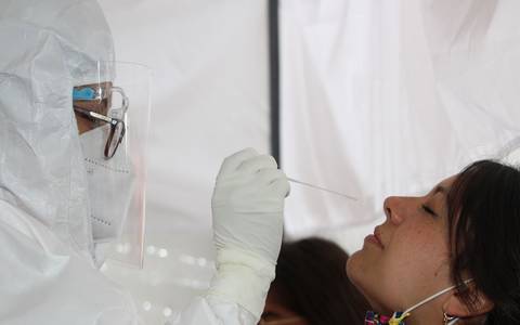 Escalan contagios en Puebla, reportan 277 nuevos casos de Covid-19