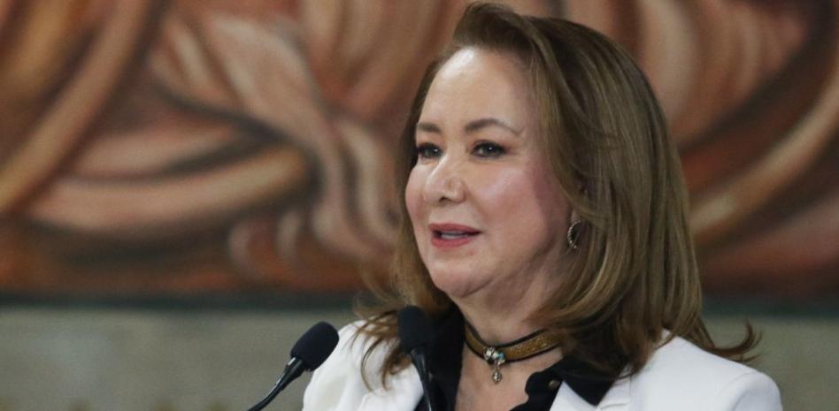 Llama FES Aragón a Yasmín Esquivel e implicados a declarar sobre plagio de tesis