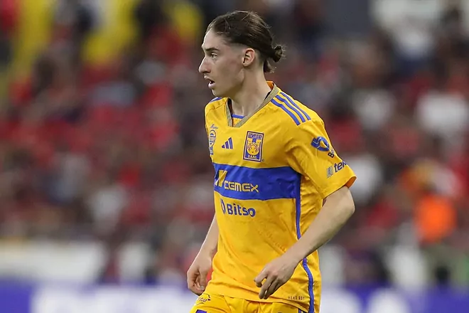 Marcelo Flores y sus ídolos: “Tengo más cosas de Coutinho y Eden Hazard”