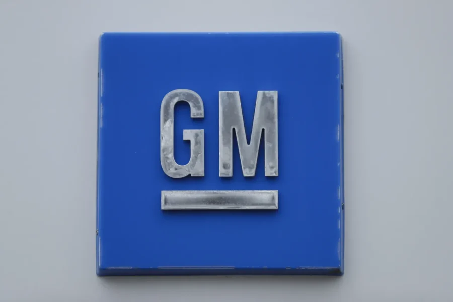 General Motors llama al taller a 132 mil pickups por falla