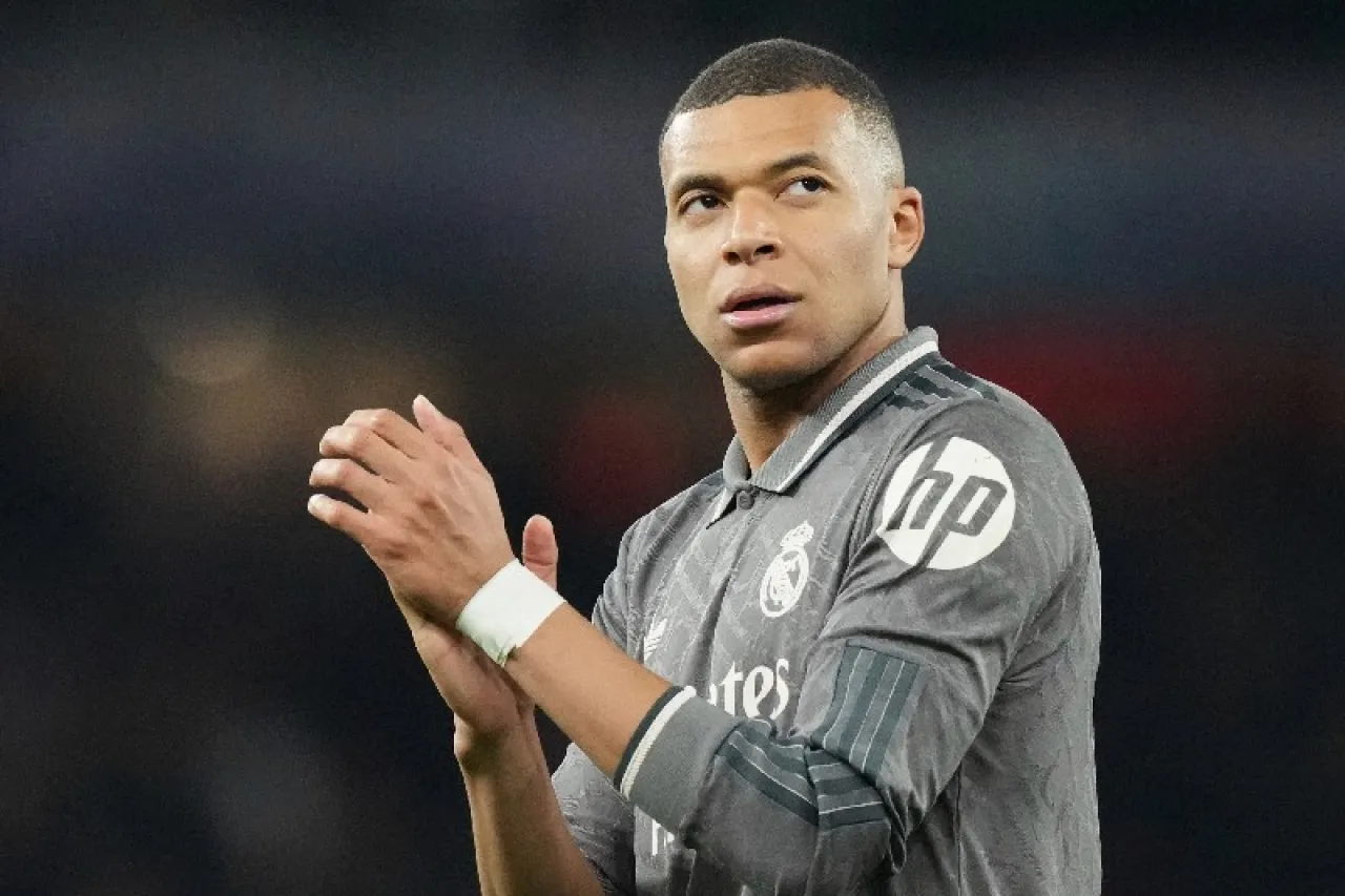 Abogados de Mbappé embargaron al PSG por 55 millones de euros