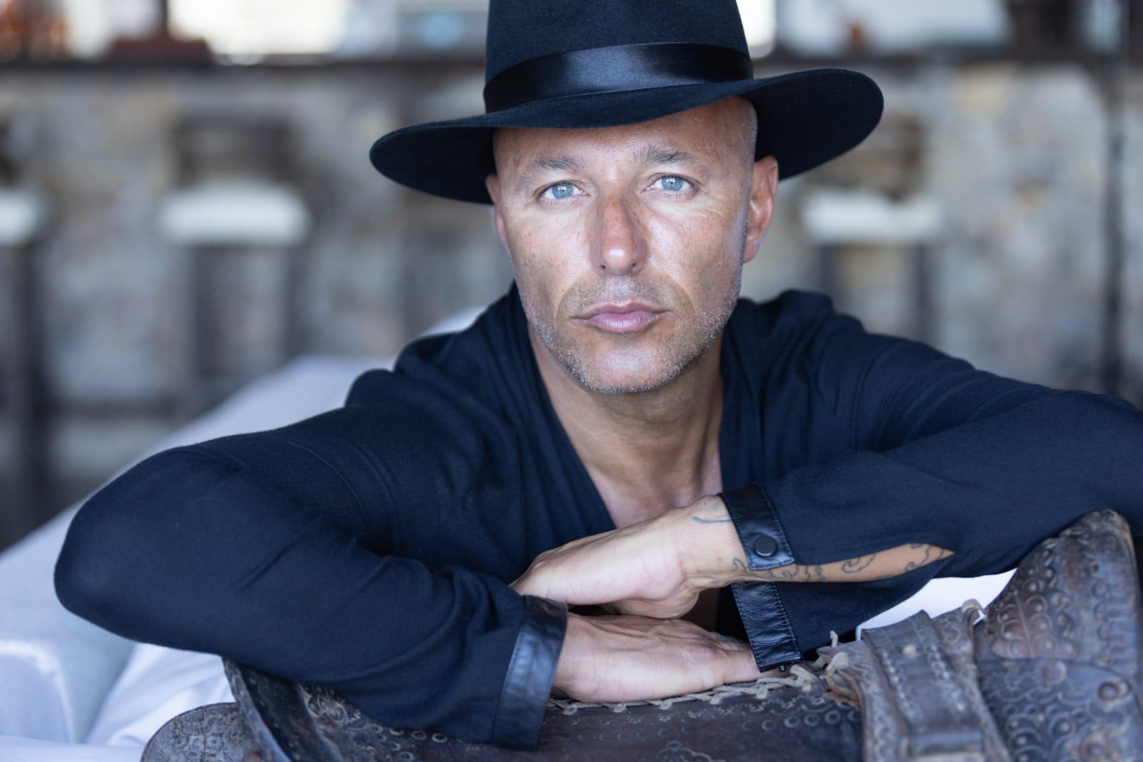 Gaby Álvarez revive su conexión con Punta del Este tras 17 años de ausencia